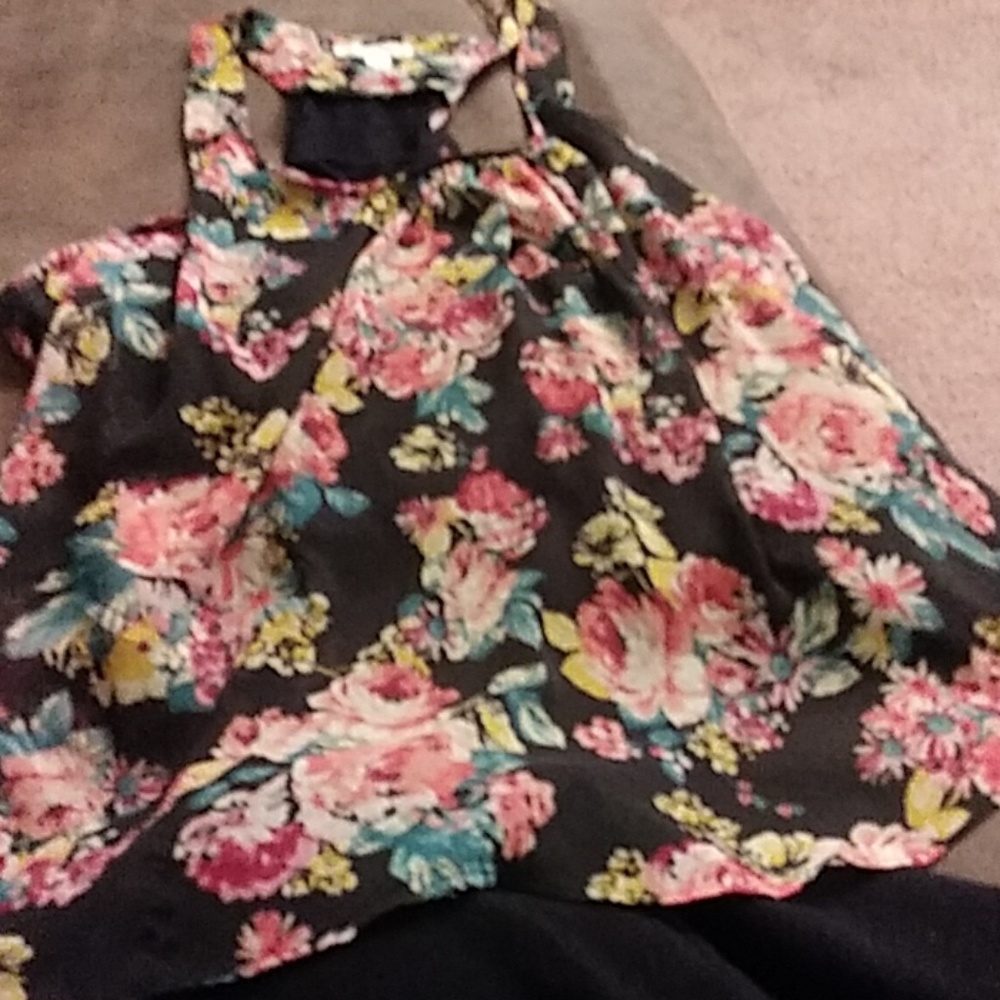 Floral beautiful blouse